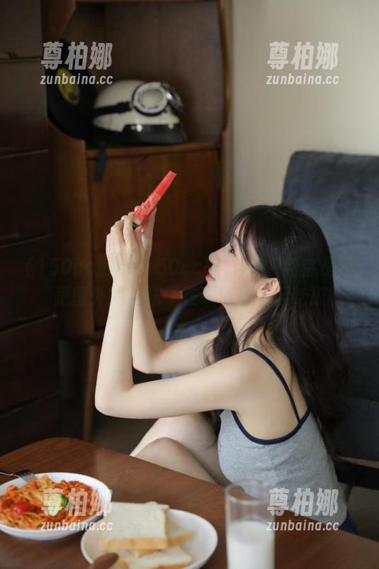 150cc黑料APP到底是不是国外的？妹子在线带你一起吃瓜