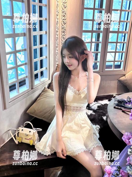 17吃瓜网 立即下载17吃瓜网app,观看最全面的娱乐热点瓜情报
