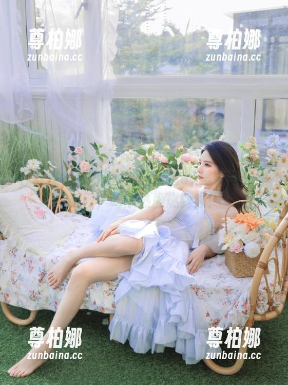 超可爱在线报道51黑料网红黑料门，吃瓜热度燃到爆！