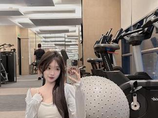 在www.51cgfun网站观看最新吃瓜视频合集