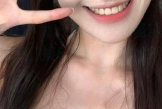 下载zztt10.ccm黑料软件，实时获取热门娱乐圈资讯，吃瓜不再错过！